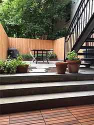 Rented by R New York