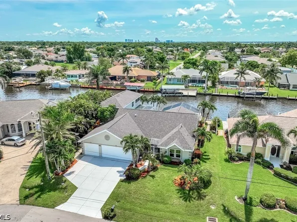1303 SE 20th Ct, Cape Coral, FL 33990