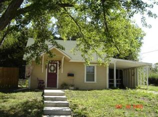1236 N 67th St, Lincoln, NE 68505