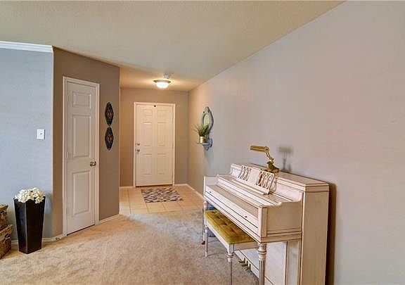 3rd image of 532 Partridge Dr