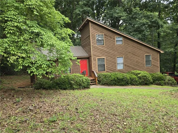 5882 Sumter Dr, Douglasville, GA 30135