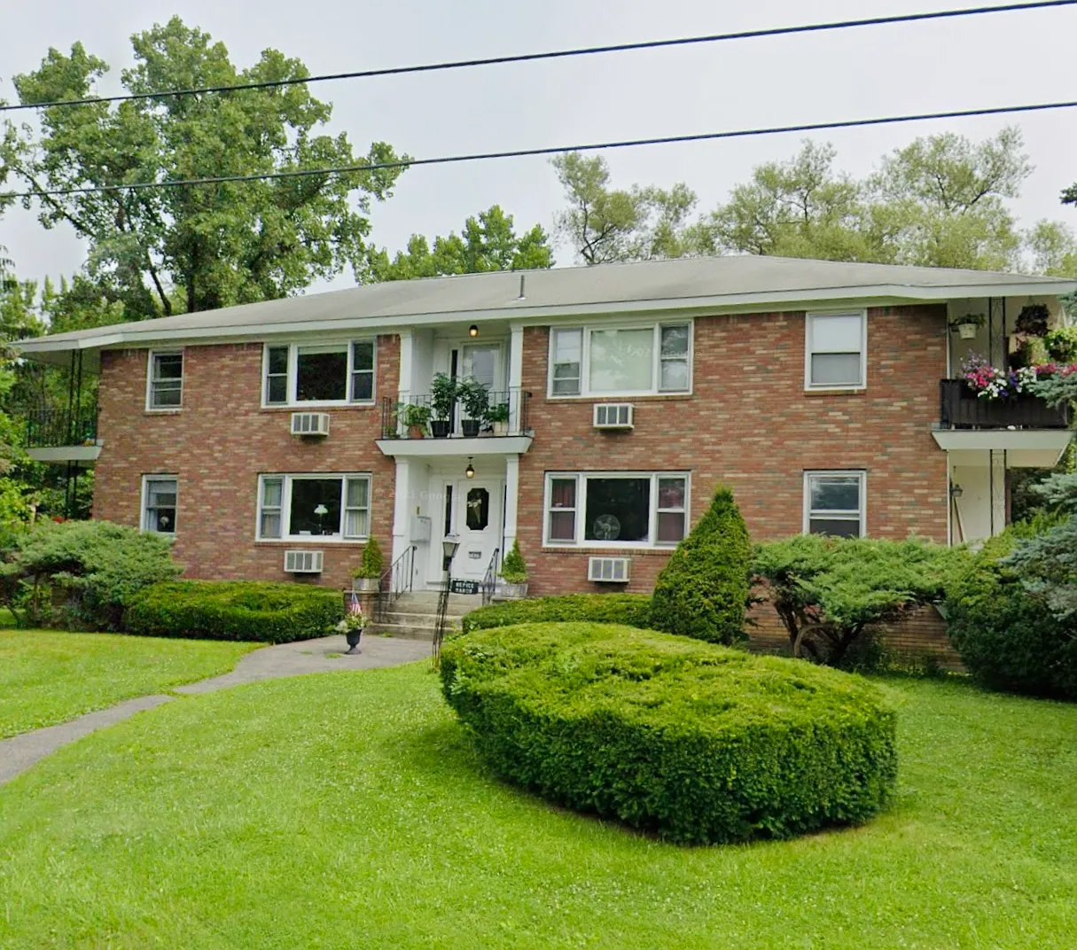 2 bed, 1100 sqft, $1,450 — Photo 1