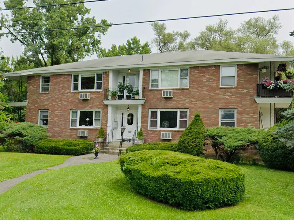 1439 Fulton Ave #3