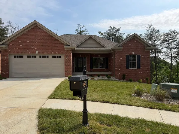 2607 W Deville Ct, Floyds Knobs, IN 47119