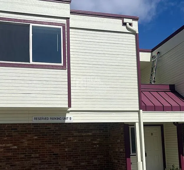 911 Tulip St S #B — Photo 18