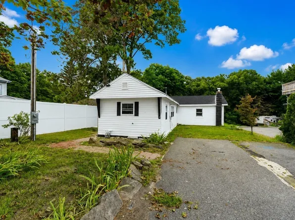 163 Highland St, Clinton, MA 01510