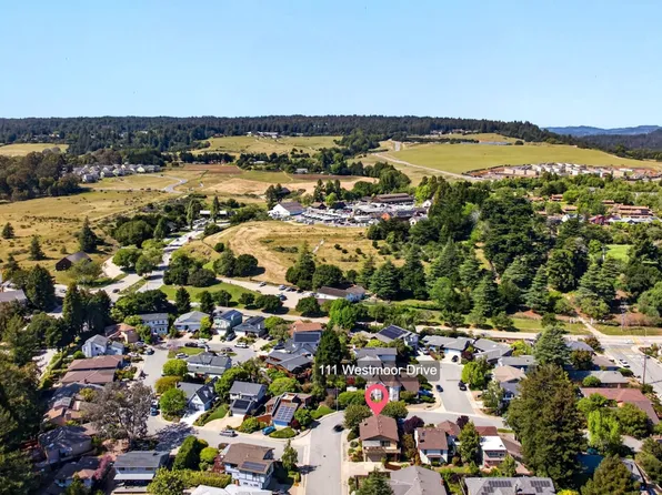 111 Westmoor Dr, Santa Cruz, CA 95060