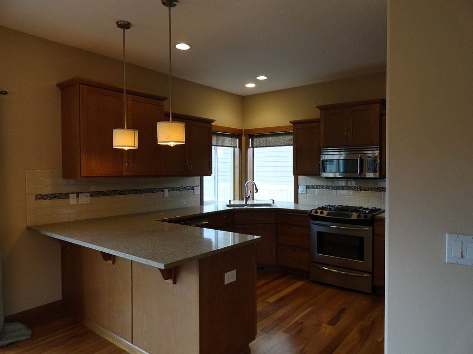 Upgraded Kitchen with Quartz