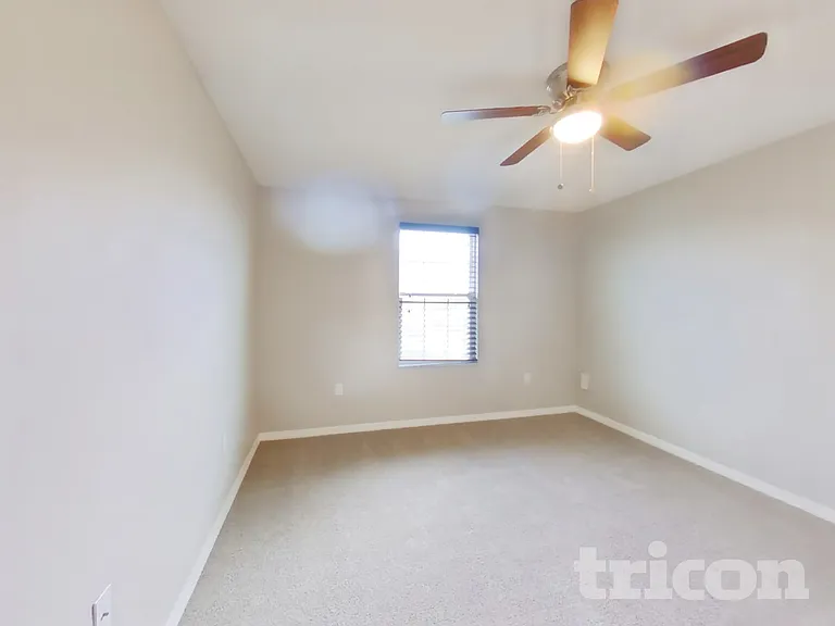 5095 Brilliance Cir — Photo 14