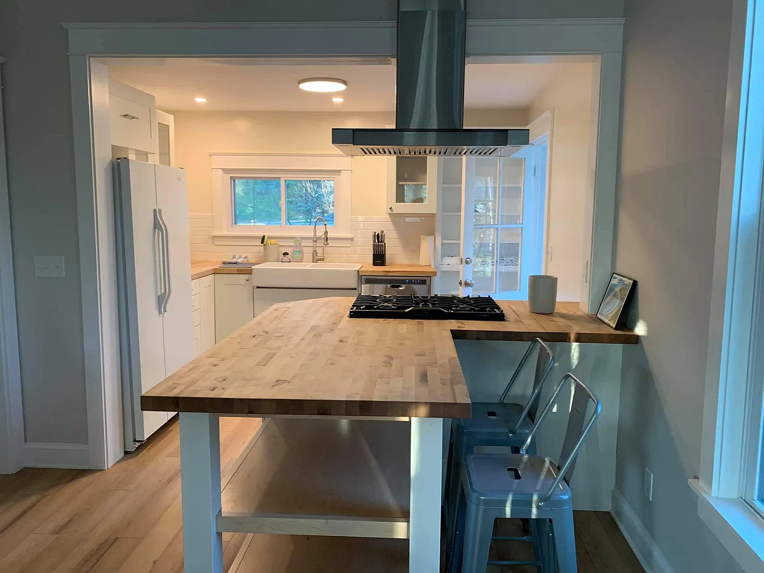 219 S Elmwood Ave — Photo 3
