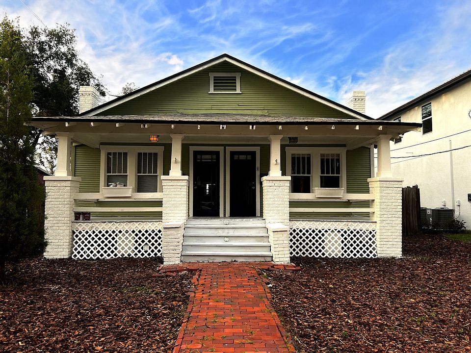 1st image of 1917 W Fig St #1