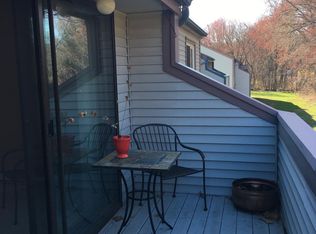 20 Candlewood Dr, South Windsor, CT 06074