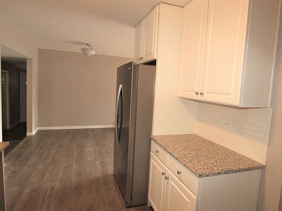 4th image of 630 Redwood Dr
