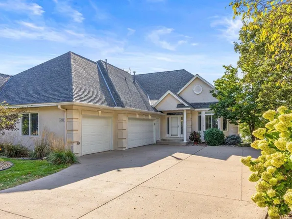 490 Campbell Ln NW, Hutchinson, MN 55350