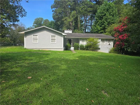 1481 Smithson Dr, Lithonia, GA 30058