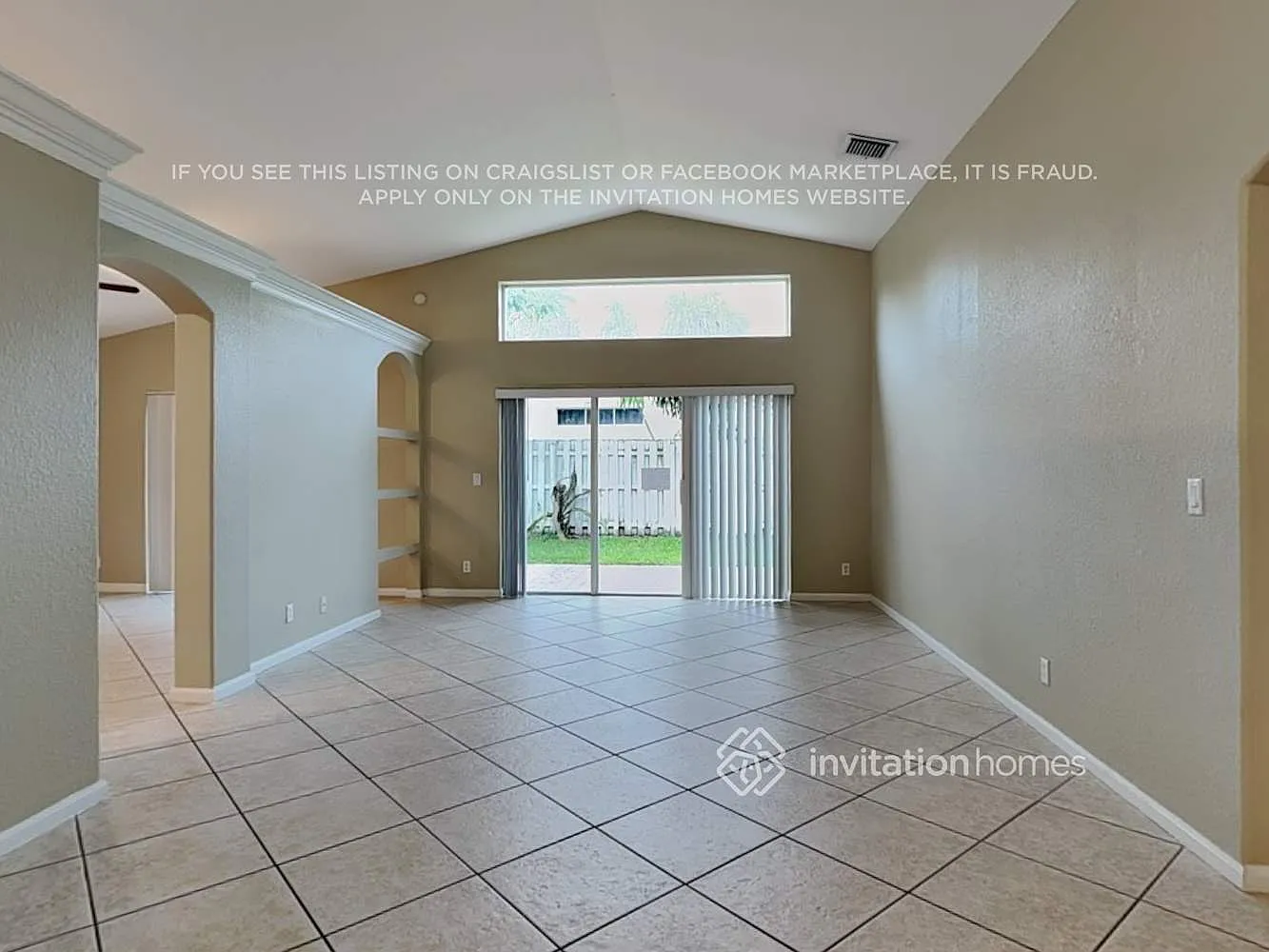 4116 Torres Cir West Palm Beach, FL 33409 — Photo 4