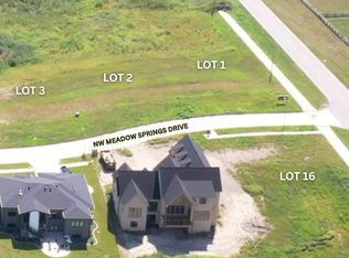 12088 NW Meadow Springs Dr, Johnston, IA 50131