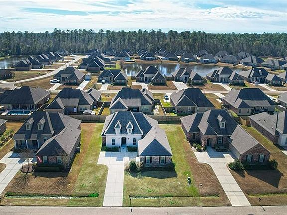 2nd image of 20220 Crystal Lake Dr