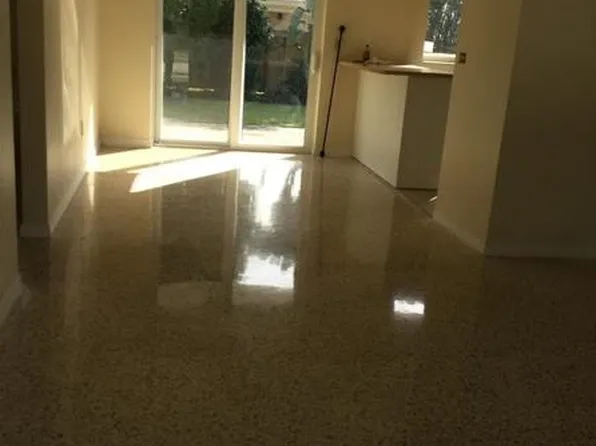 10310 SW 54th St, Miami, FL 33165