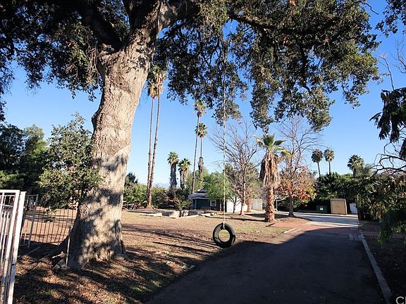 4th image of 807 E Chase Dr