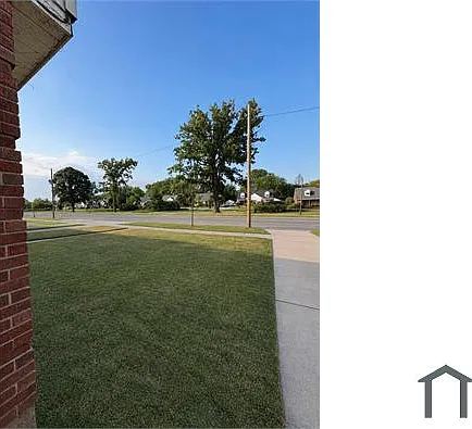 21748 Moross Rd — Photo 23