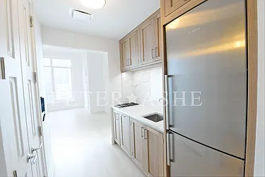 Rented by Peter Ashe