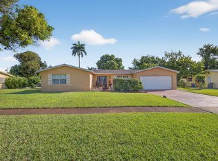 1827 Pinehurst Drive, West Palm Beach, FL 33407