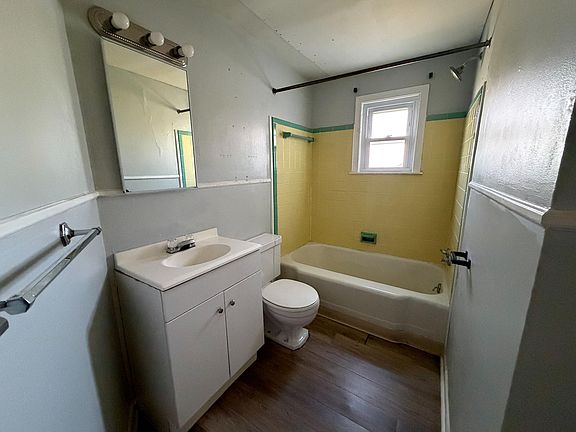5th image of 111 Glenwood Ave
