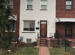 628 S Henry St, Alexandria, VA 22314