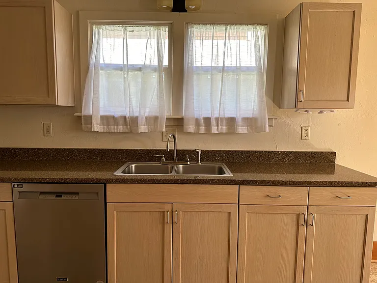 154 E Park Ave — Photo 6