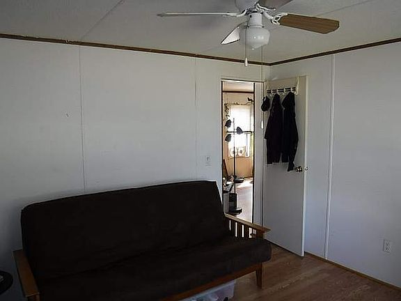 4th image of 36706 Palm St