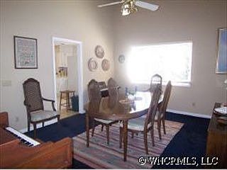 3rd image of 1002 Red Oak Dr