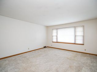1731 E St #8, Lincoln, NE 68508
