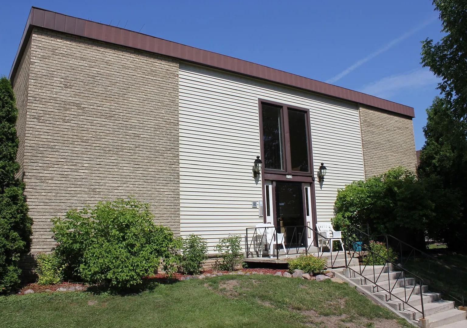 Lakeshore North Apartment Homes - 2748 — Photo 1