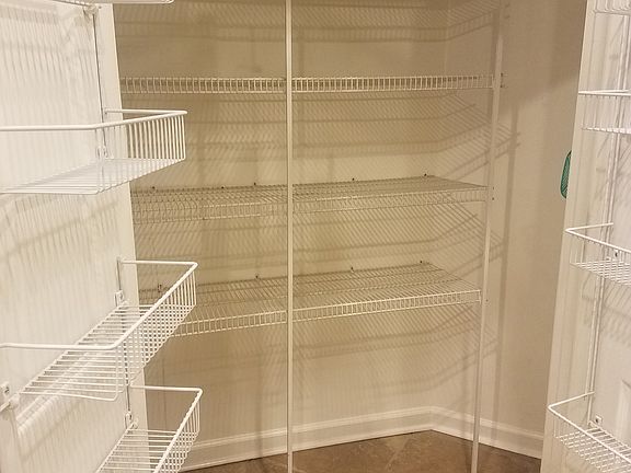 Kitchen pantry