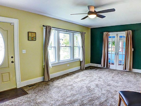 3rd image of 2624 3rd St