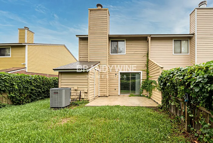 11251 Windtree Dr E — Photo 17