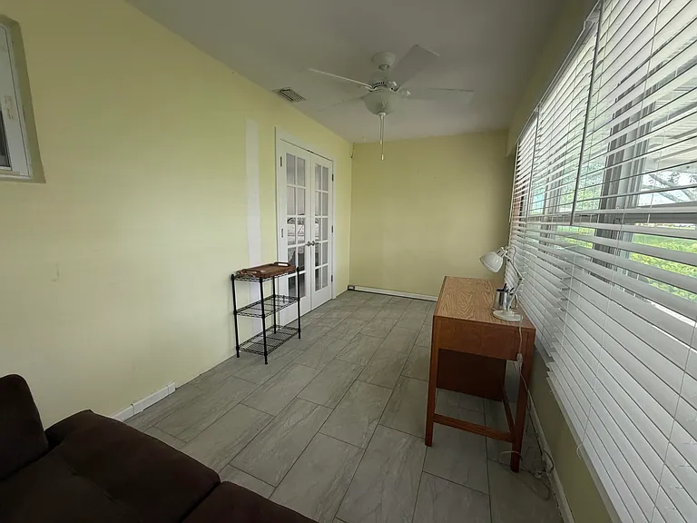 705 High Point Blvd N #C — Photo 12