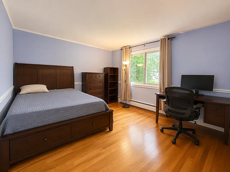 53 Lionel Ave #F — Photo 10