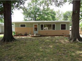 121 N Colby St, Valley Center, KS 67147