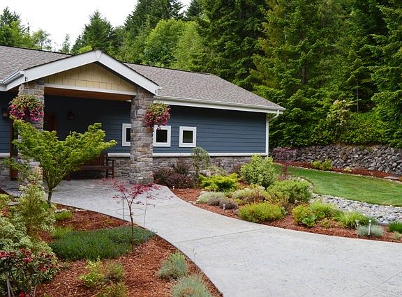 4th image of 1950 Lost Creek Ln NW