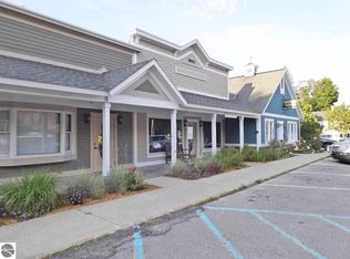 301 N Mill St, Northport, MI 49670