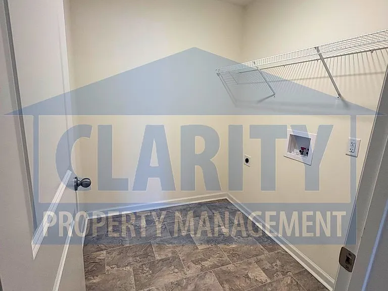 187 Lindsell Rd — Photo 16