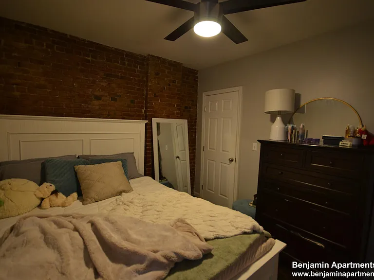 60 Florida St #2 — Photo 17