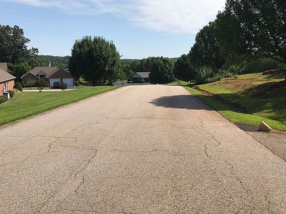 5th image of 197 Governors Ln