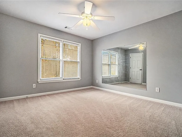 4893 Delford Ct SE — Photo 20