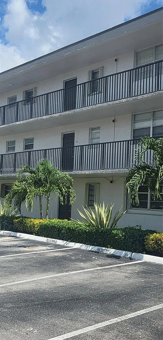 El Conquistador South Con — Photo 2