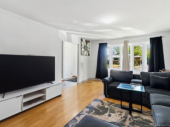 3rd image of 236 Ayer Ave #234