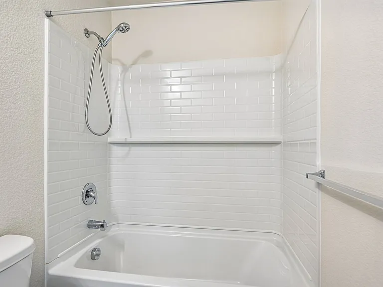 9121 Lookout Point — Photo 18