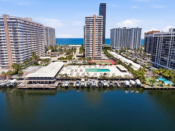 2nd image of 1985 S Ocean Drive #17d